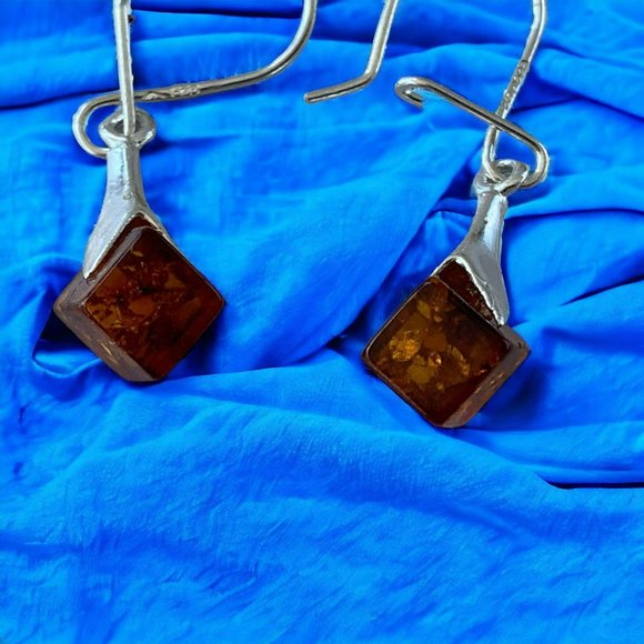 Sterling Silver 925 Women's Amber Drop Dangle Cube Shape Earrings - Picture 3 of 13